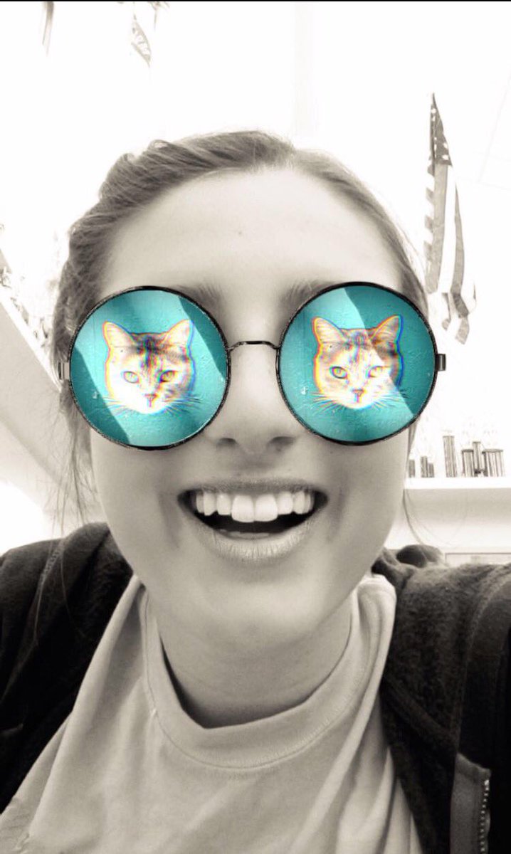 eak0401's tweet photo. Happy birthday @jules0098 hope you had a good one❤️🎊 https://t.co/1j5uoArVhO