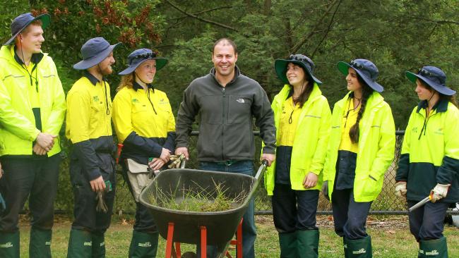 progressleader's tweet image. What happens when blue ribbon seats turn green? @LiteFootPrints convener: the tide is turning #coal#environment bit.ly/2tfo3kn
