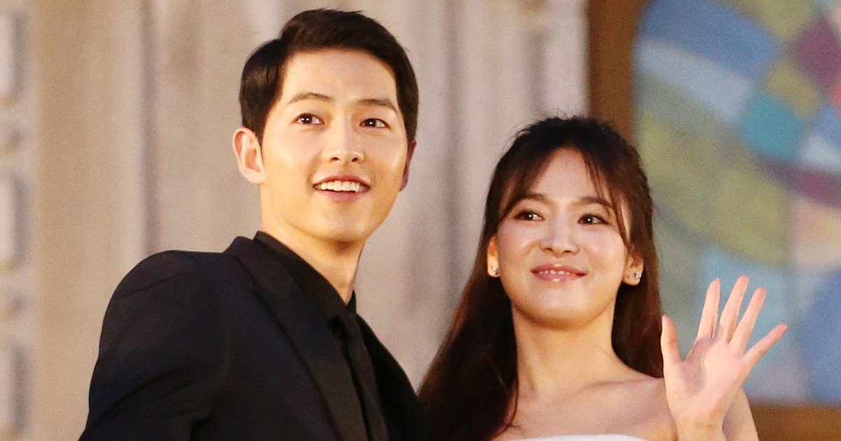 yonhaptweet's tweet photo. 송중기-송혜교 10월 31일 결혼…"조심스러웠다" https://t.co/1Ku5lh4hxS #송중기 #송혜교 https://t.co/tk1t5UJrje