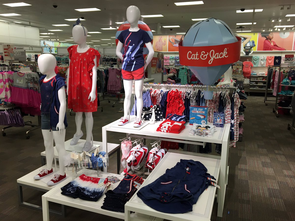 GloriaSwann's tweet photo. Happy 4th of July! Thank you to #JennaP and our friends at #T910 for supporting #345remodel 💥🔥 @NickTrivich @Johnson2Chris @JaxBackes https://t.co/pPWvU13xLF