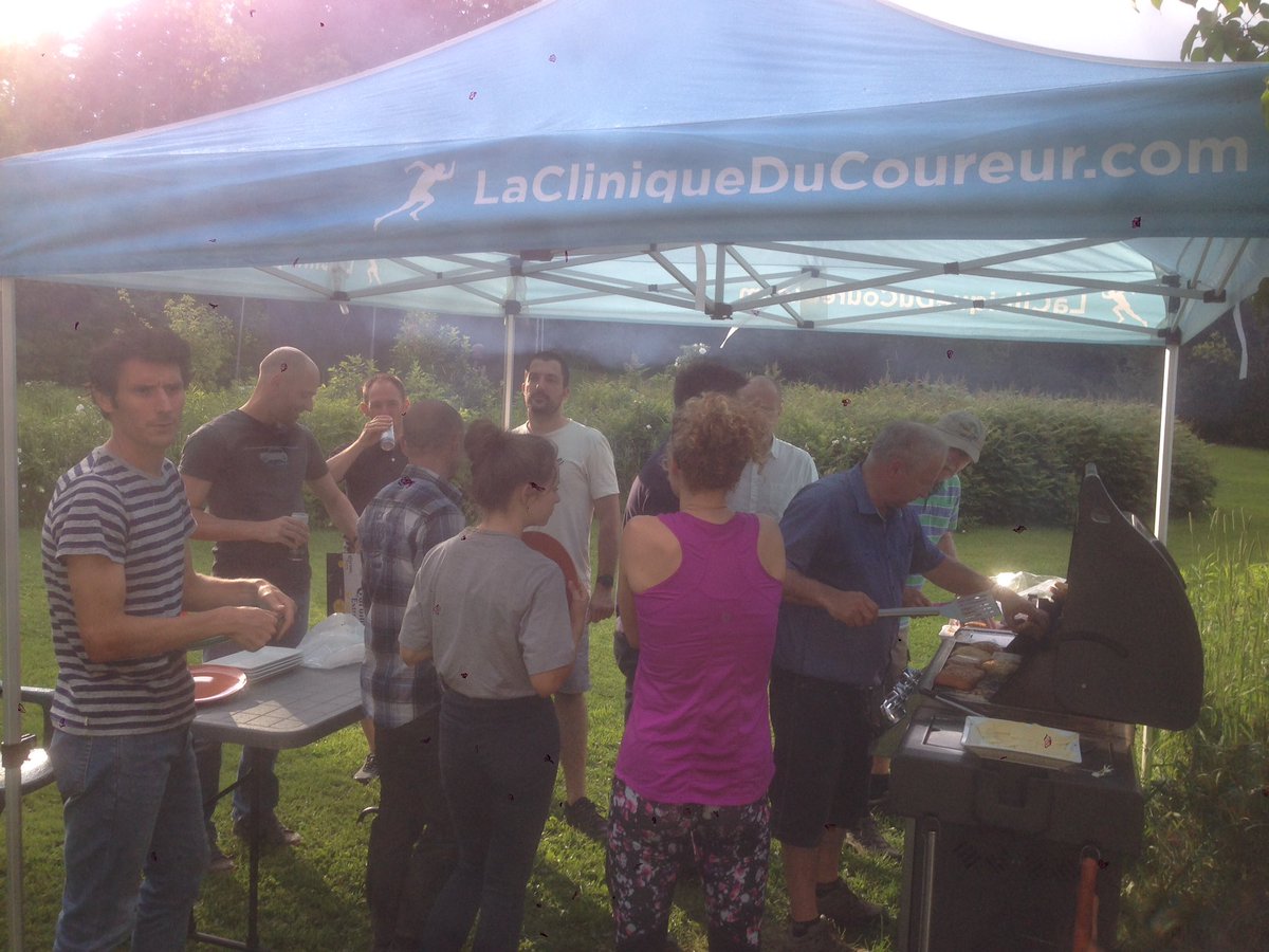 max_kinesport's tweet photo. Barbecue chez @blaisedubois & @IsabelleDumais 👌🏻🍴🍔🥗#expert2.0 #tabernacle #lacliniqueducoureur https://t.co/ur71a1yc1E