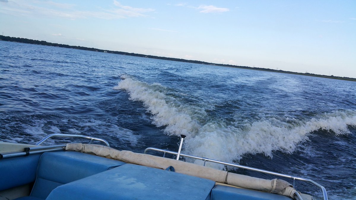 vaneden's tweet image. Happy 4th everyone be safe