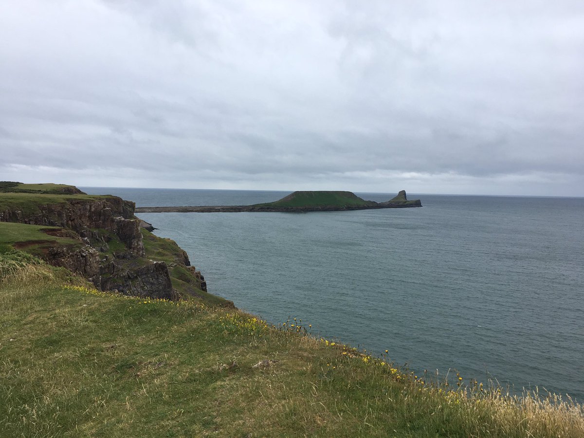 rachelizdean's tweet photo. Had the most amazing weekend showing off Swansea at its best this weekend and why it's the best place to study #livetrainwork #medstudent https://t.co/PLwPs7xSwY