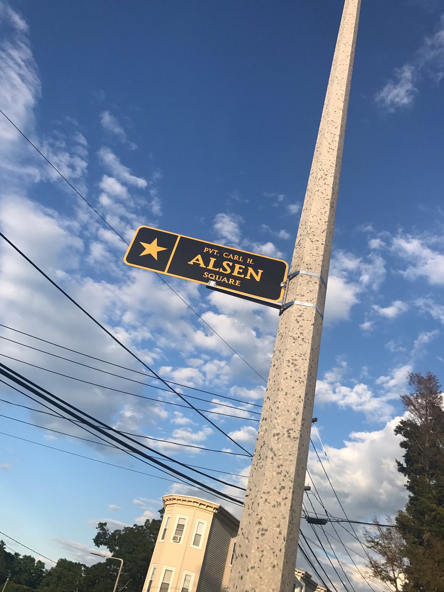 New sign up in clam point. Anyone know about it? <a href="/universalhub/">Adam Gaffin</a>