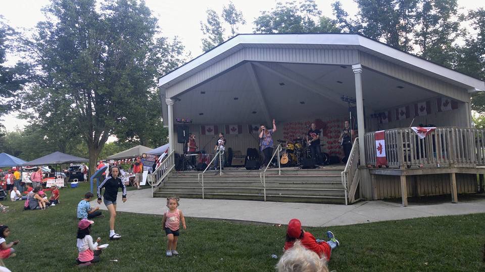 SCARECROW_LIVE's tweet photo. Fun time in Acton! Big thank you goes out to Acton BIA and Monty Grieg for having us to celebrate Canada! https://t.co/RD4ZGH0CbU