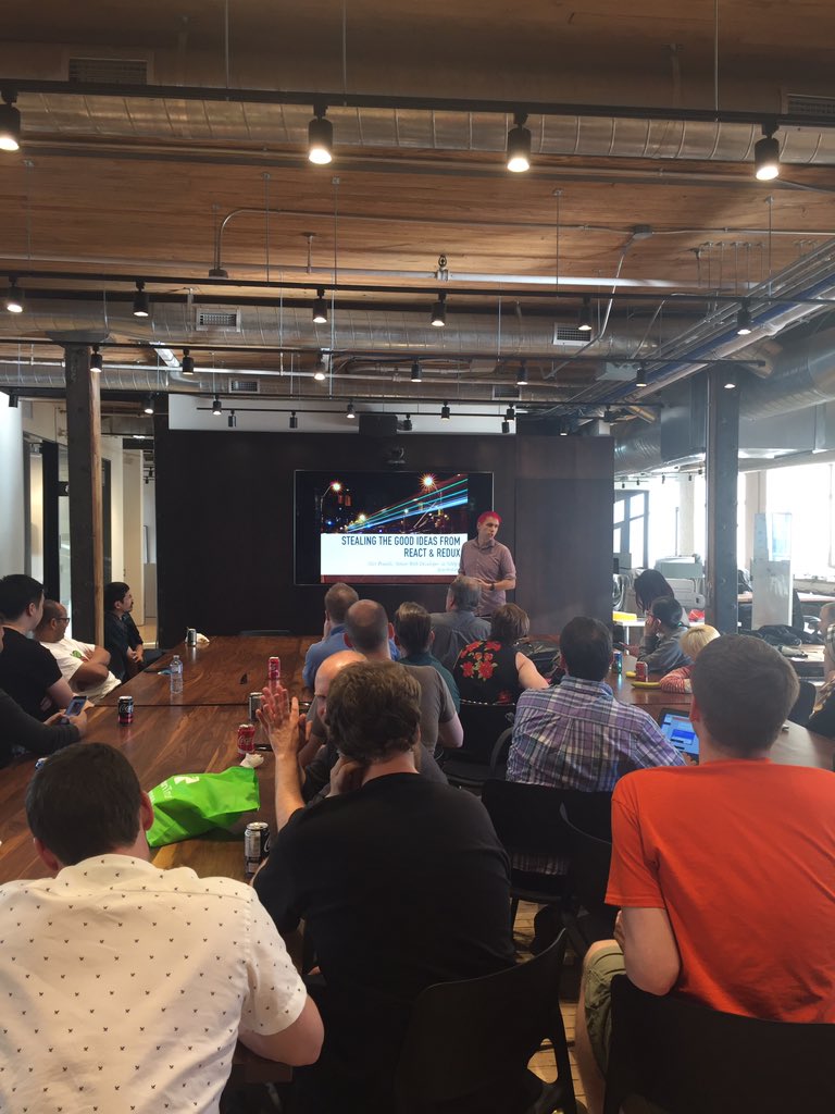 RubyTalksTO's tweet image. Exposed to #react and #redux ? @acreature is here to enlighten us how we can make our lives easier by utilizing it #rlto