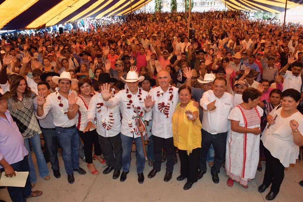 ppcalzada's tweet photo. Oaxaca no deja de sorprenderme. Gracias por su caluroso recibimiento, ¡Nos vemos pronto! https://t.co/ZoZWkD2oeE