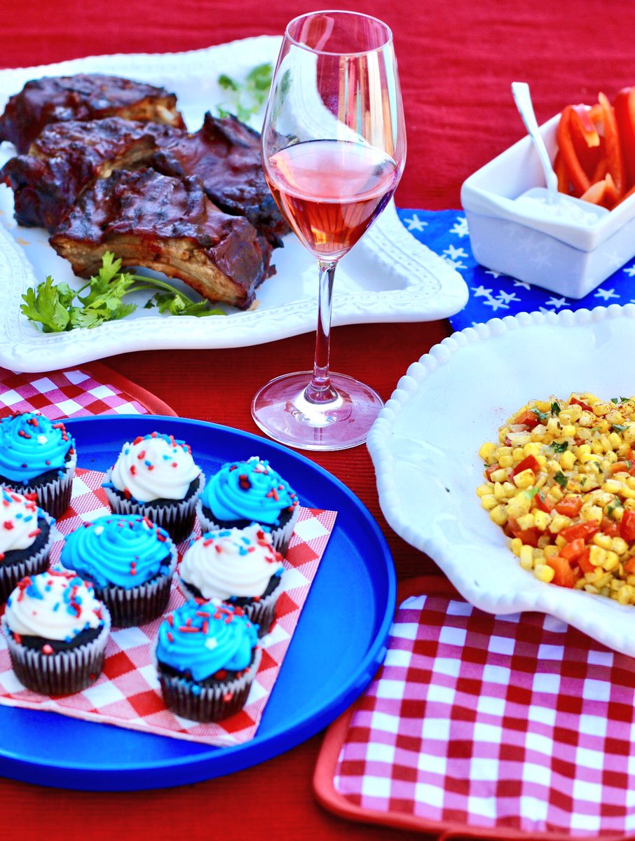 UrbanBlissLife's tweet image. Happy #4thofJuly everyone!! #portlandbloggers #pdxbloggers #foodbloggers #winebloggers #travelbloggers #foodwinewomen #yum