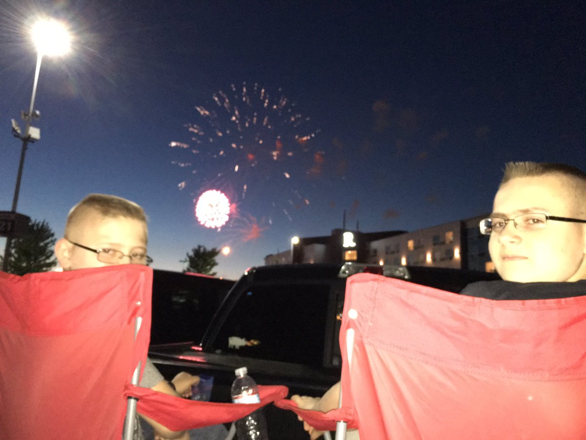 MrDavidWBenton's tweet photo. Get your BOOM on! 'Merica! https://t.co/pJPJjke2tg
