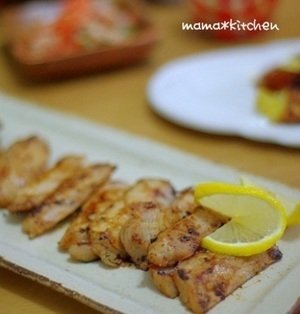recipe_blog's tweet photo. 漬けて焼くだけ！ご飯がどんどんすすむ、豚の味噌漬けレシピ  https://t.co/OxG5PjU34V(くらしのアンテナ) #recipeblog #レシピ https://t.co/YvxESiNe3S