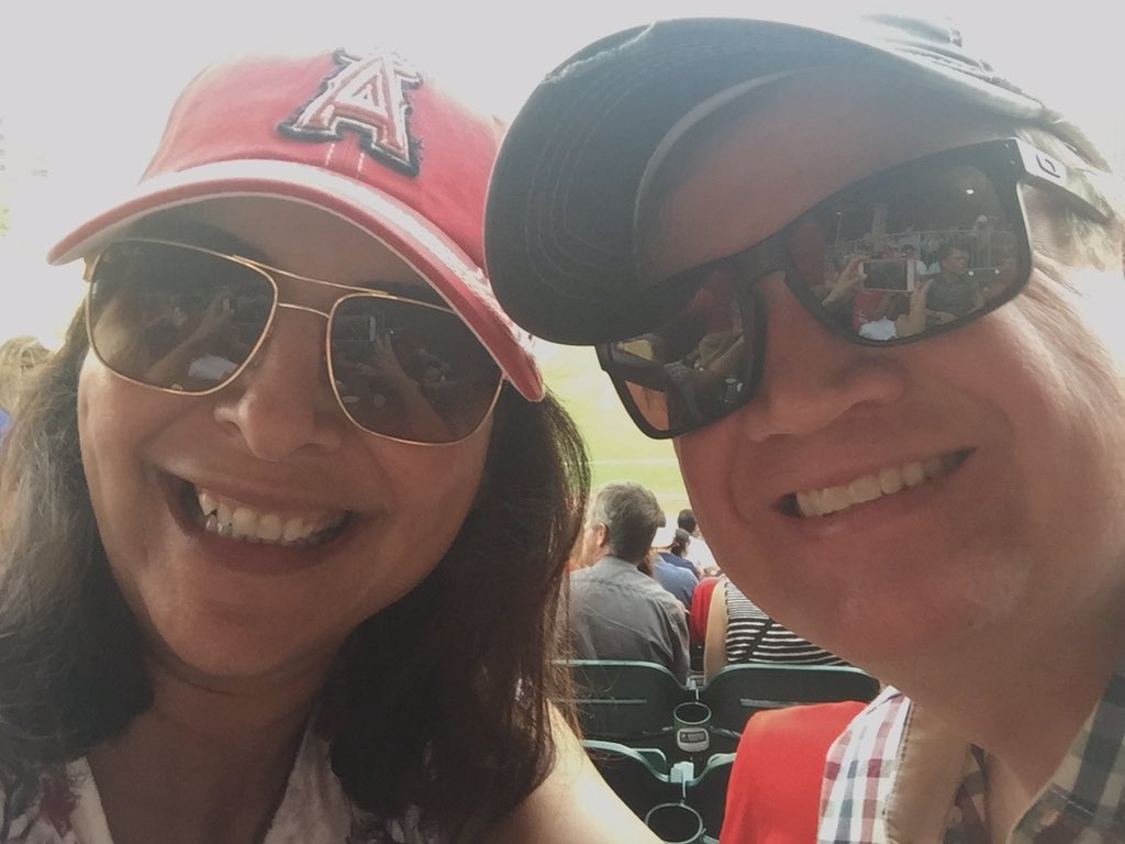 MonaBaset's tweet photo. @KnightsBaseball #coolestfan https://t.co/m1LUVbcicf