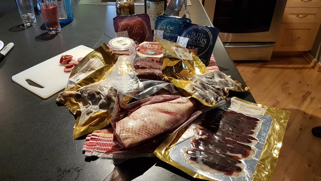 minoslam's tweet photo. Le massacré des canards https://t.co/QiaxyZ5ad6