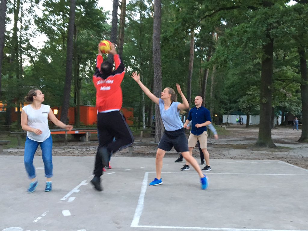 YLABProject's tweet image. Partners from UK @StreetGames showed us how to play #netball yesterday evening...everyone loved trying something new! #joinlearngrow
