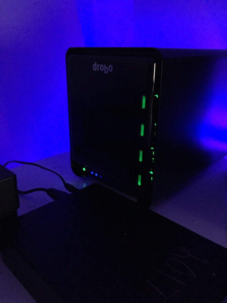 thebeardedluke's tweet photo. All filmmakers who need a good archive system should check out Drobo. Super cool technology. #beyondraid https://t.co/9ftiKMmpXL