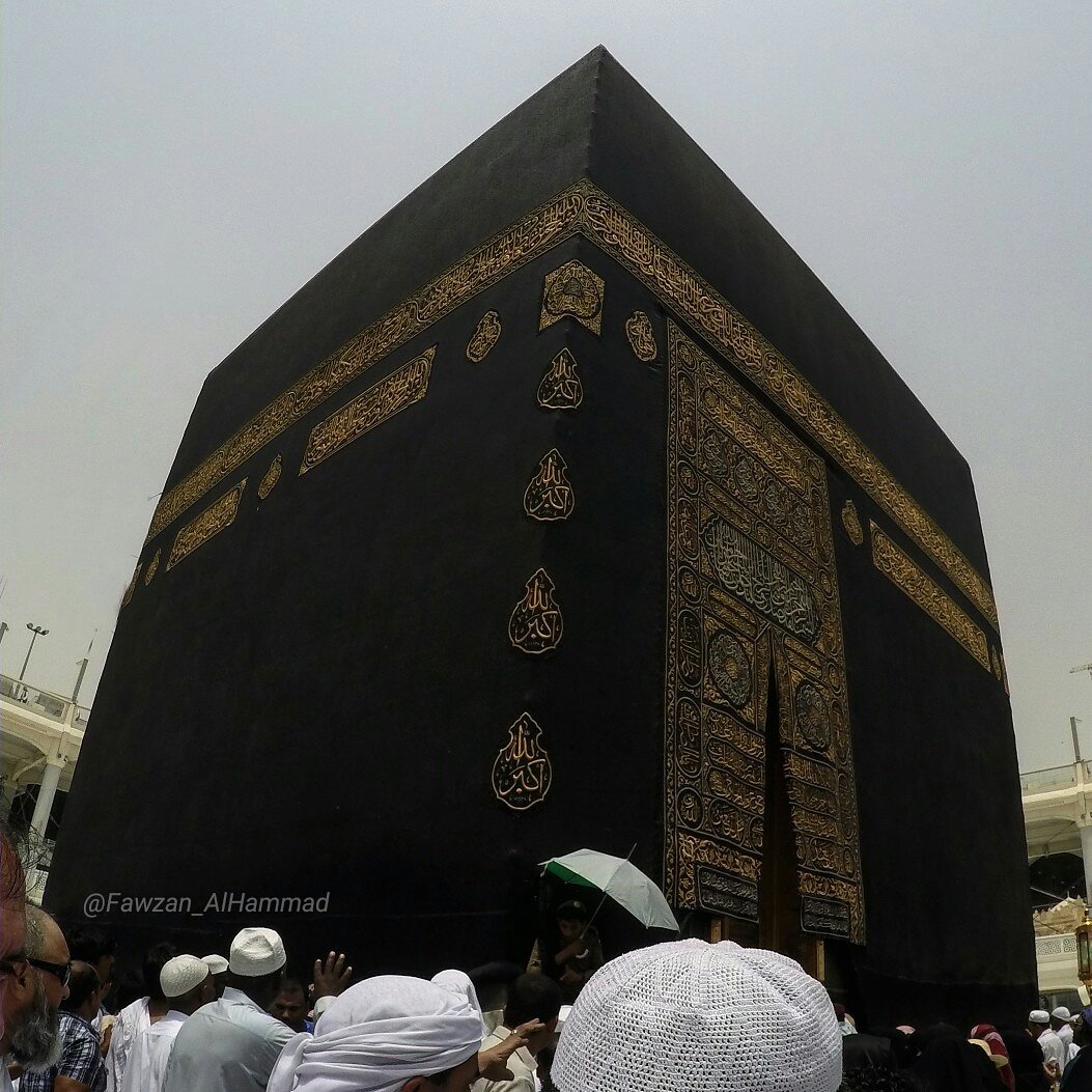 فوزان الحماد (@fawzan_alhammad) on Twitter photo أقترح على وزارتي النقل والشؤون الإسلامية وضع علامة اتجاه القبلة كل (١٠كم) ع الطرق السريعة رأينا ناس تصلي عكس القبلة تماما أقترح على وزارتي النقل والشؤون الإسلامية وضع علامة اتجاه القبلة كل (١٠كم) ع الطرق السريعة رأينا ناس تصلي عكس القبلة تماما