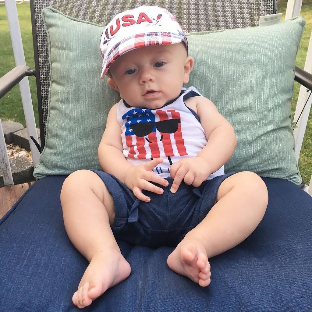_AmandaKruse's tweet photo. I love my little fire cracker!🇺🇸🎆❤️ .
.
#kamdenkruse #kamdenrussell #kamdenrussellkruse #usa #myfirst4thofjuly #ol… https://t.co/waGR4SffHF https://t.co/2mCMpoItdM