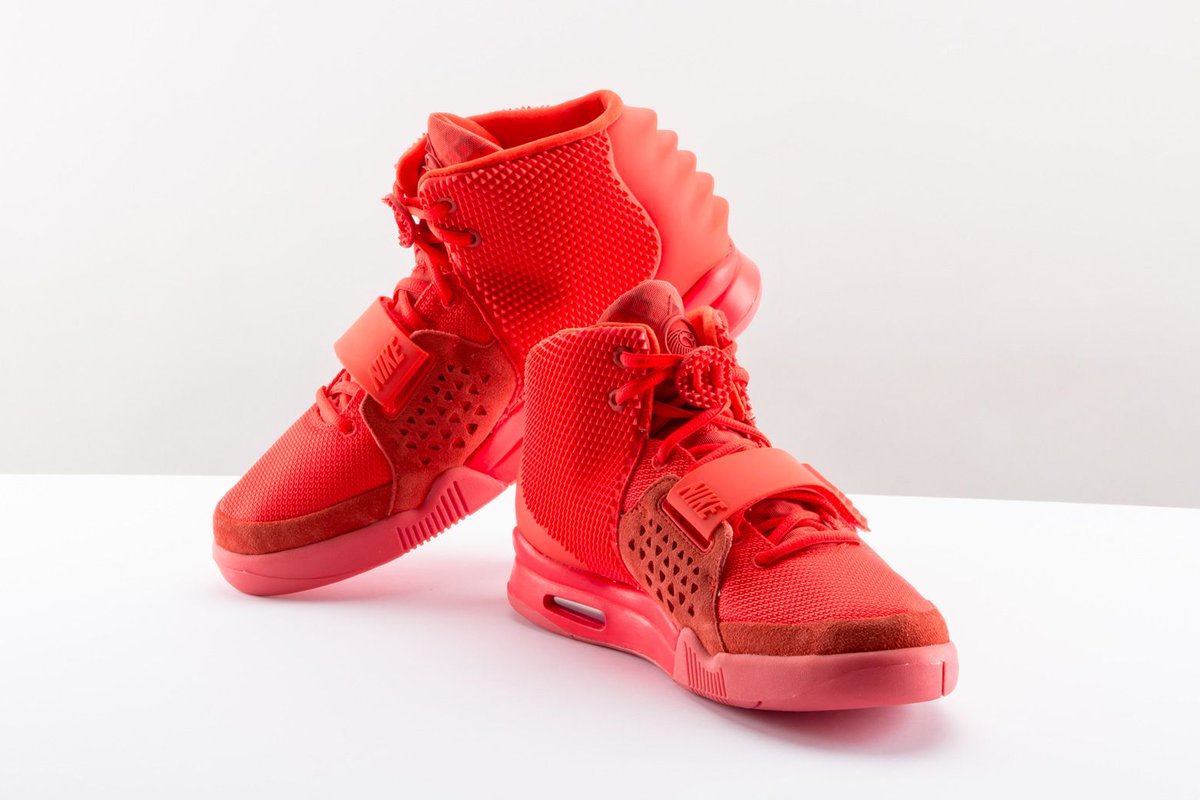 kanye west nike red octobers