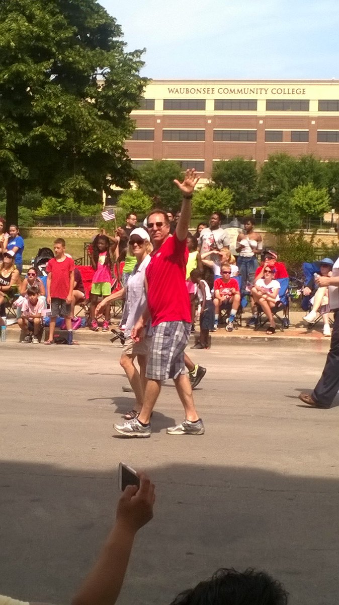 ward10aurora's tweet photo. What a great day with the @CityofAuroraIL celebrating #july4th2017. Thanks to everyone who made it out today! @AuroraArea @BeaconNews https://t.co/qVaWNxBjLI