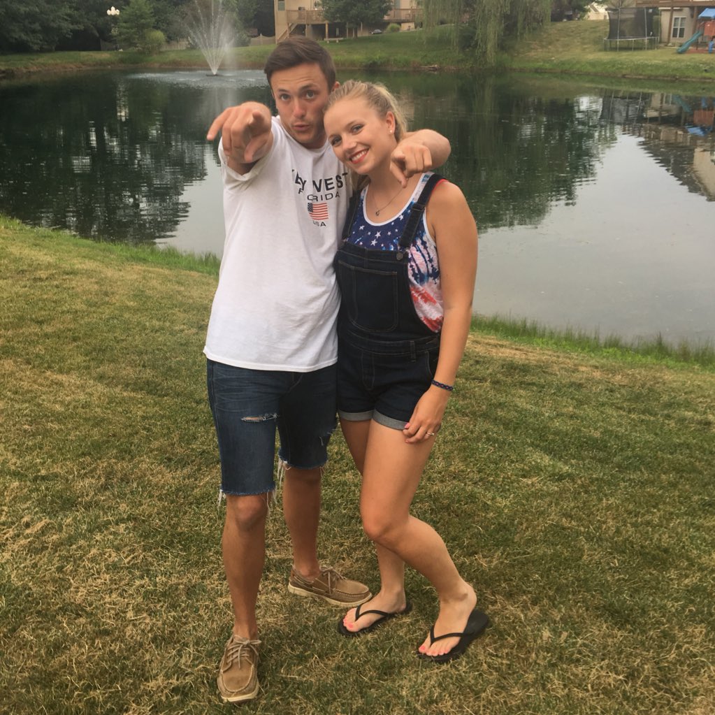 kyndallkeller's tweet photo. #NewProfilePic https://t.co/ZxQmoGtPWo