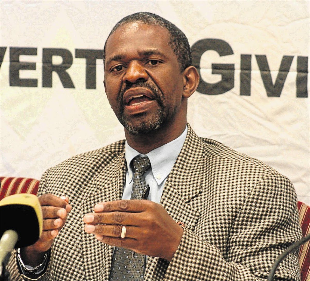TimesLIVE's tweet image. Editorial | Enough! Health MEC must shoulder blame for cancer deaths ow.ly/ypVm30dl8f3