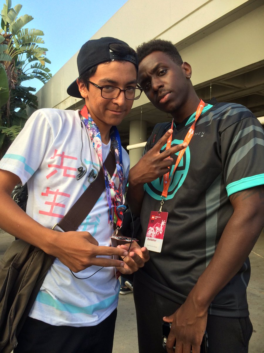 EricRJM1218's tweet photo. Got to meet @Anti @AnimeExpo he's a really cool guy and I look up to him as mario main #ax2017 #mariomain #antidoesntsuck #AnimeExpo2017 https://t.co/PmaRkrtWVo