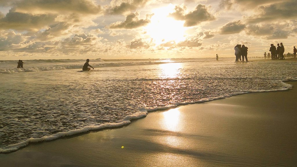 widyo_dimas's tweet image. Sunset

#MIfans #amateurphotographer #note3pro #sunset #Indonesia #JOGJAKARTA # beach