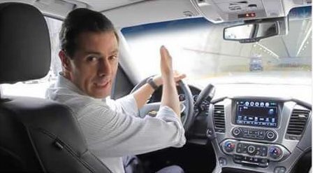 ElJeringasLoko's tweet photo. deja de estar pateando los asientos pinche chamaco, o te voy a convertir en el 44 https://t.co/UmP2qqprht