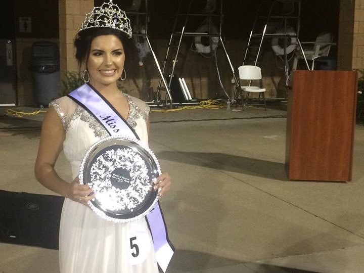 Congrats to our yearbook editor @CgMccorm10 for being crowned Miss Marshall County! #yearbooknerdatheart #foreveratiger