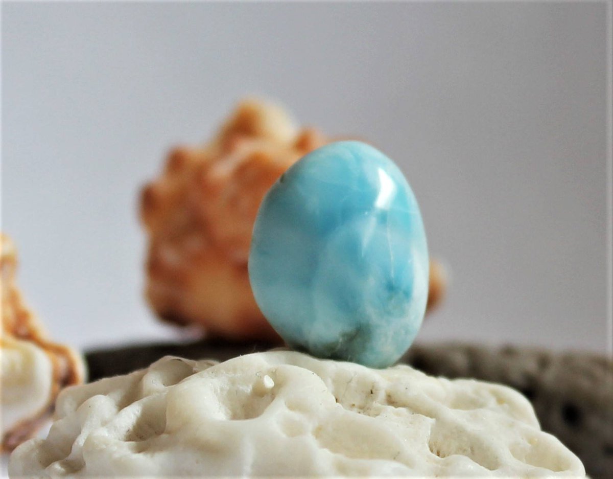 Yu2Xiaogang's tweet photo. Larimar free form cab wavy sea blue dolphin cabochon pectolite beach… https://t.co/TfDNX63ypG #Etsy #FreeFormLarimar https://t.co/noIVQiNdf8