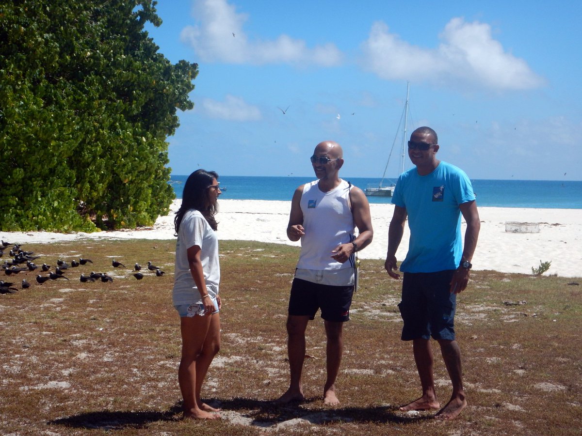 NatureSey's tweet image. #ConservationBootCamp participant Nikita on a one-one-one with @NatureSey CEO. More about this   program here: goo.gl/8XDIZh