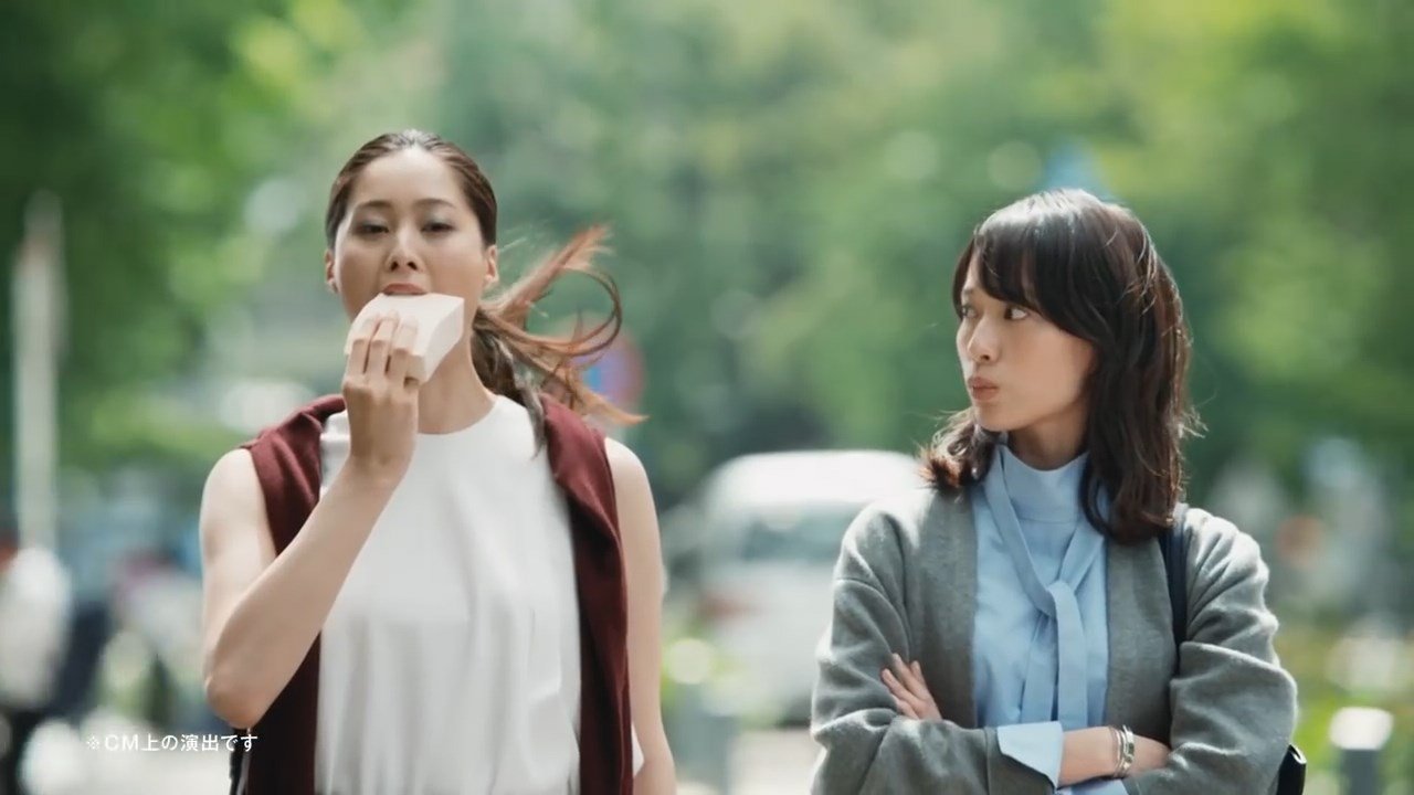 Guess Suntory Cm 戸田恵梨香 Erikatoda Todaerika Appreciation Thread T Co O9vbyeciwk Twitter