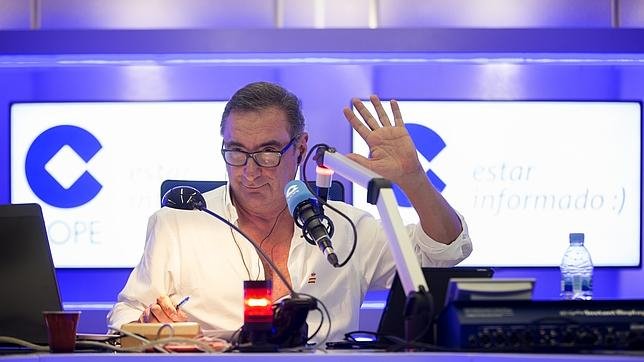 Nuevo #EGM: @carlosherreracr baja en todos sus tramos y se deja 153.000 oyentes gorkazumeta.com/2017/07/el-egm… Suma menos de 2 millones!