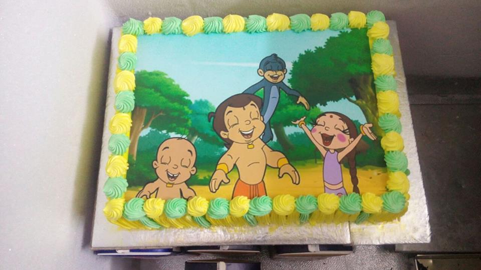 makemyday076's tweet photo. Looking for birthday cakes: Enhance the beautiful moment by sending this amazing birthday cake for your loved ones with their names written. https://t.co/mpZppMRaiZ