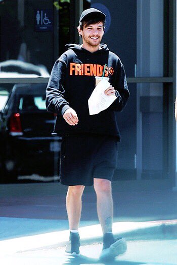 OneDXFactor's tweet image. Ieri Louis a  Malibu