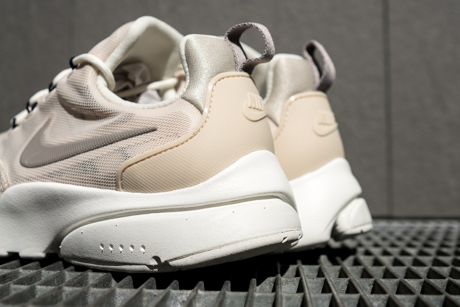 wmns presto fly nike