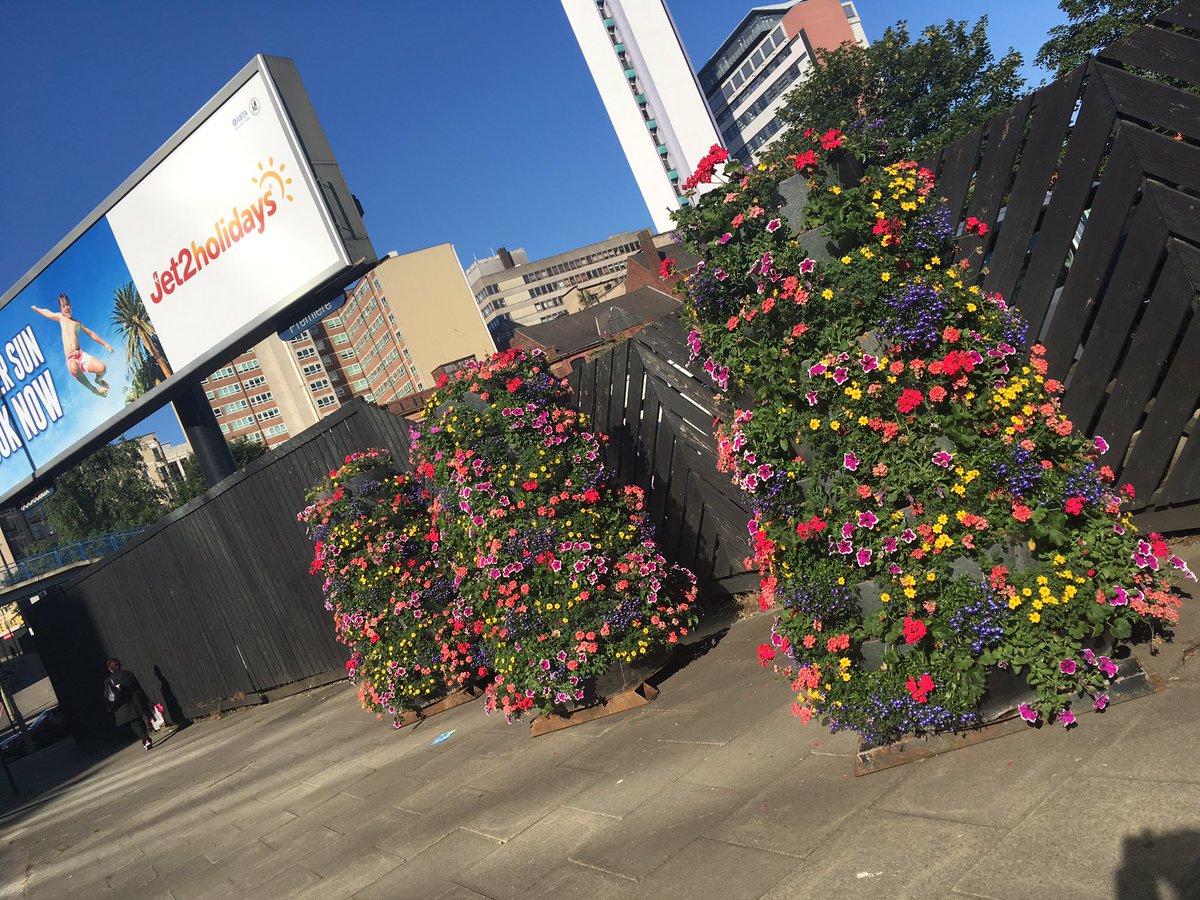 What an absolutely glorious morning in the #JewelleryQuarter - what a great place to work, visit, learn and live!