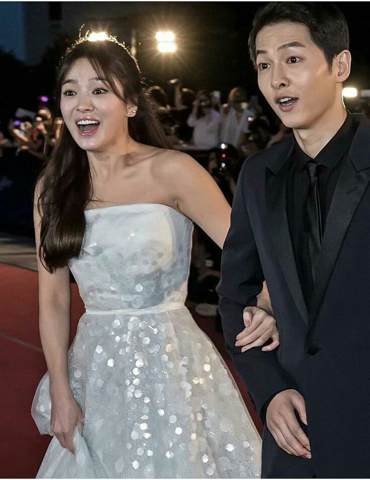 SongJoongKi18_'s tweet photo. I want to say Congratulations to both of you. We're very happy to new journey that you want to make together.. 
#SongSongCouple https://t.co/CAD4xuzXQb
