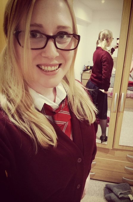 Had a fabulous BG shoot in naughty school uniform with @MaxPage69 yesterday, shooting at @kazbxx place<a href="/tag/mondaymotivation"class="tags"><span>#mondaymotivation</span></a><a href="/tag/iwantmybed"class="tags"><span>#iwantmybed</span></a>