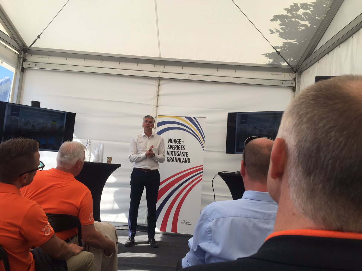 TinaNordlander's tweet photo. Idag berättar vi om Norges satsningar inom bioekonomi o diskuterar hur vi kan samverka med Värmland o Sverige @InnovasjonNorge #bioekonomi https://t.co/yzfuLmzwX5