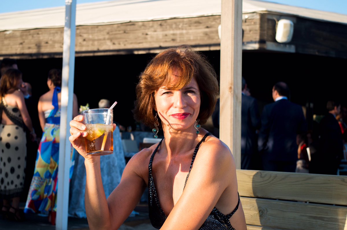 Me encanta cantar pero también #cocinar por eso me encantaría que vinieses a probar mis #tacos mexicanos el 13jul en <a href="/thenomadhostel/">The Nomad Hostel</a>