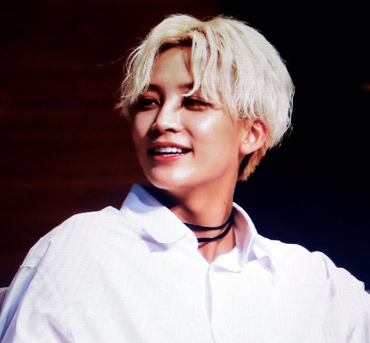 just LOOK at my boyfriend. wow his smile makes me so happy, fucking cute ass