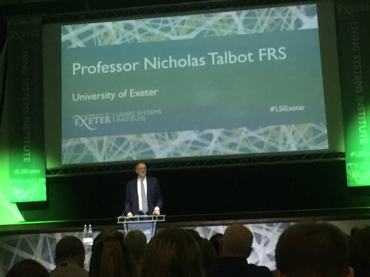 JT_Running's tweet image. @talbotlabexeter opening the #LSIOpeningSymposium #interdisciplinaryscience