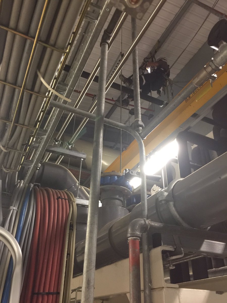 ropetasklimited's tweet photo. Do you think it's difficult accessing the underside of industrial roofs? It's easy for https://t.co/XedCRdxnE3 #difficultaccess https://t.co/fG1kVcMM4l