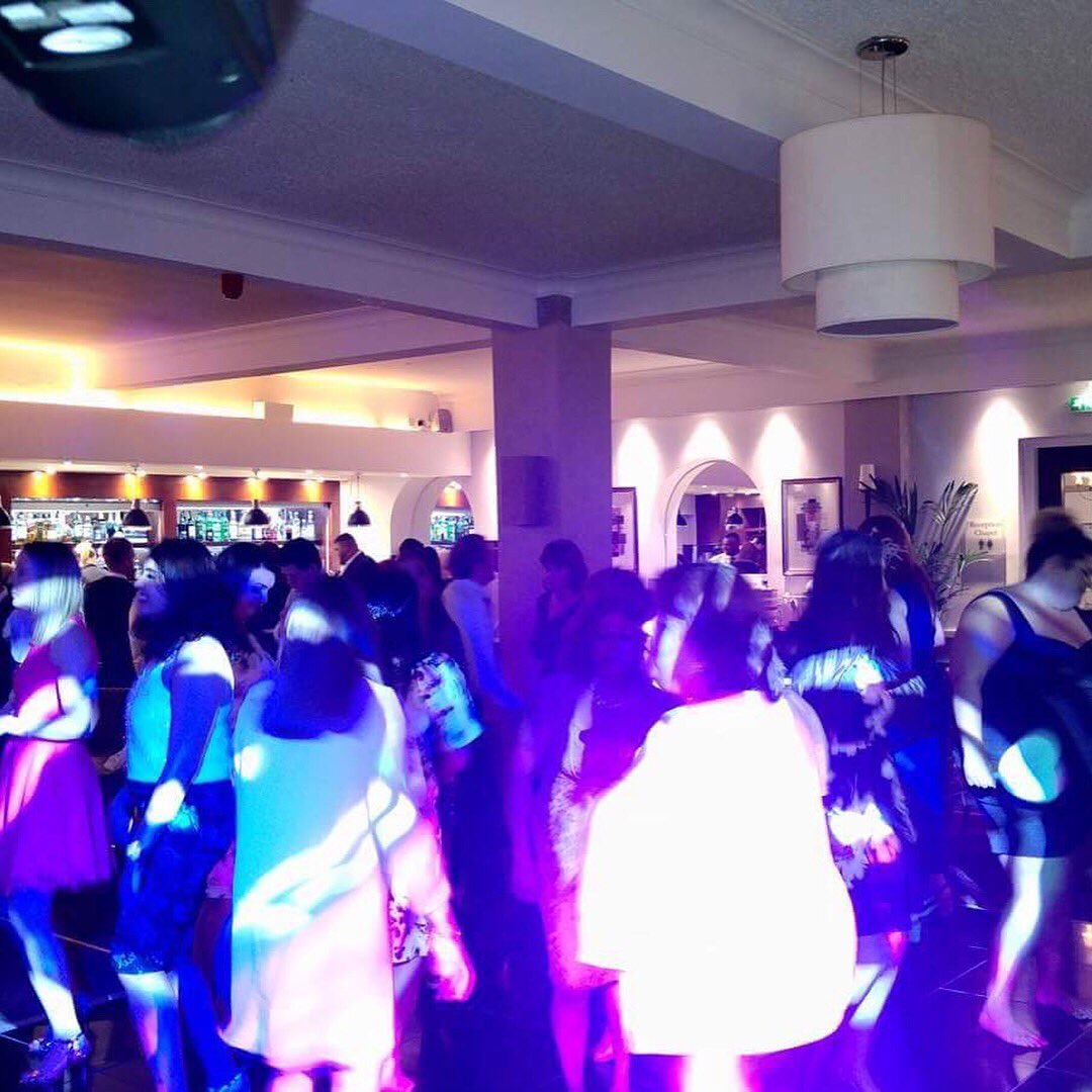 DancefloorDJs's tweet photo. 2 fantastic weddings at @HothorpeHall at the weekend https://t.co/JnhAyDvpv4