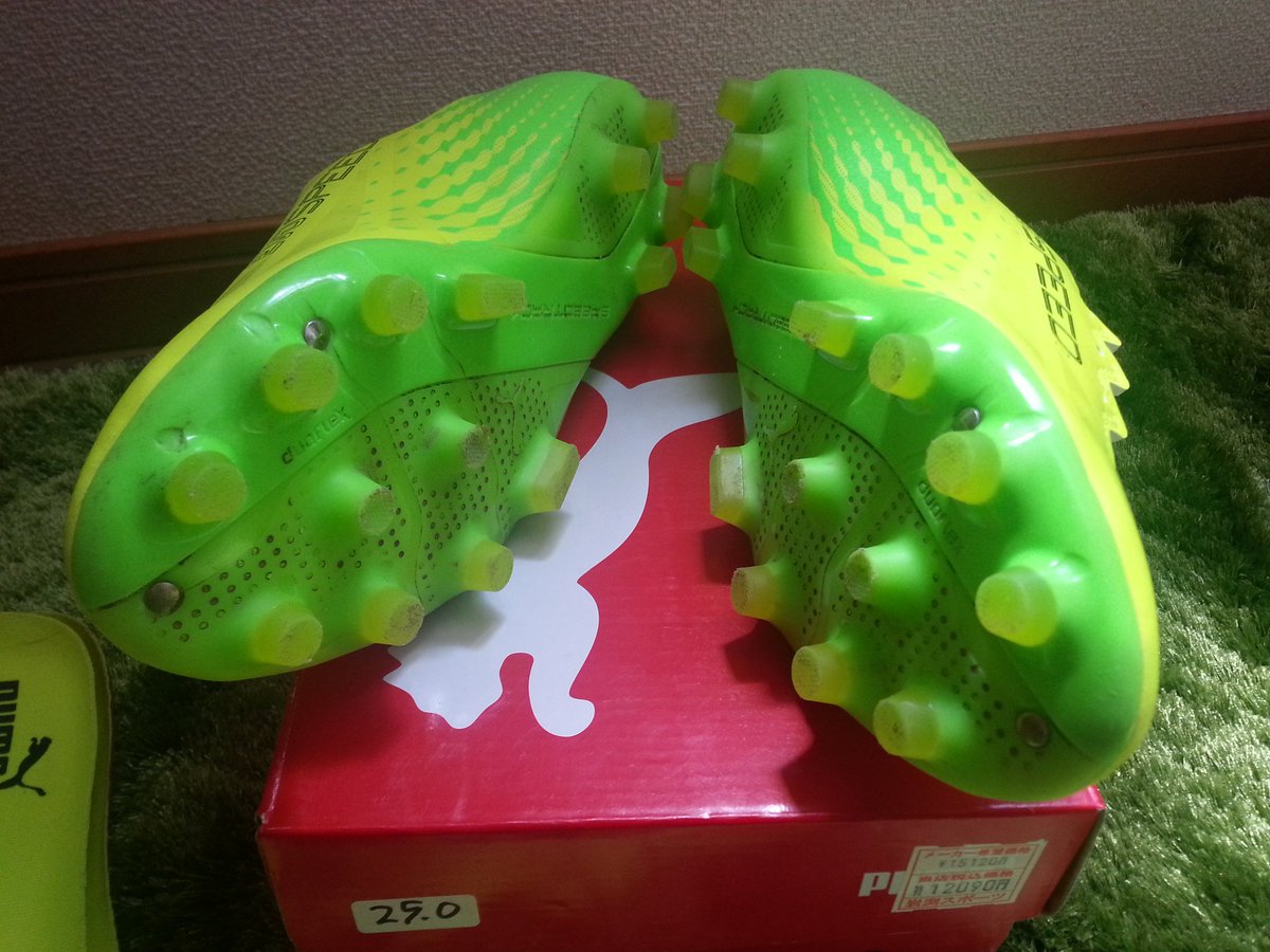 0014blog's tweet photo. 0014のきまぐれプレゼントキャンペーン

[期間]
7/5～7/15

[応募方法]
フォロー&amp;このツイートをRT

[商品]
エヴォスピード17.2 HG(25cm、数回使用)

[当選発表]
DMにてご連絡。
商品到着後ツイートお願いいたします。

#プレゼント企画 https://t.co/bTC1LZPSyt