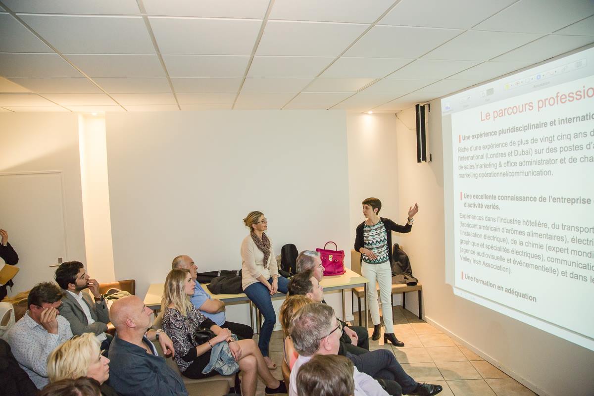 isadircom's tweet photo. #Pitch devant les membres de l'association #IPropulse. https://t.co/QdsgVs1OOw