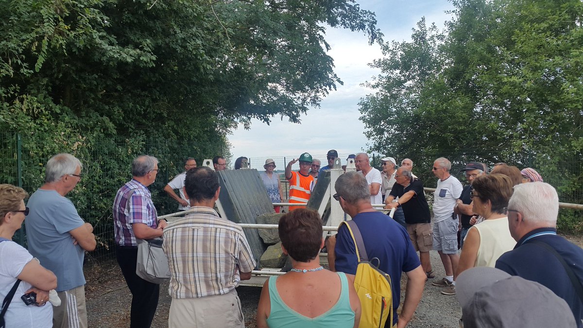Public est au RV à la #carriere de Laubreçais #79 pour la 1ere visite d entreprise ce matin avec @lhommeetlapierre et <a href="/AtemporelleScop/">Atemporelle</a>