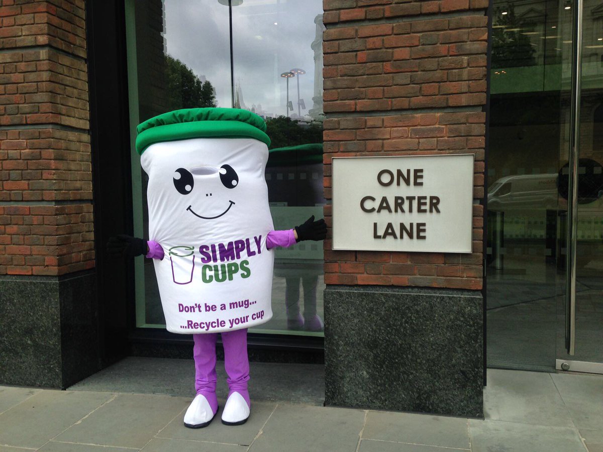 SimplyCups's tweet photo. Cupbert Launching the @SimplyCups Scheme at One Carter Lane London #cuprecycling #squaremile https://t.co/5KthHNgva9