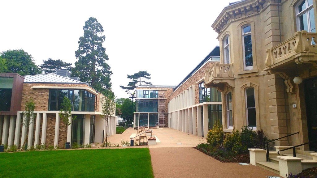 New Sixth Form boarding house at d'Overbroeck's!
#bestschools #UKboardingschools #UKeducation #besrditboangschoolsUK