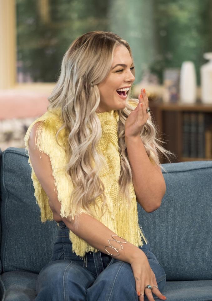 UpdatesOnLouisa's tweet photo. Louisa and Olly at the ITV studios "This Morning" in London yesterday! https://t.co/B3Bh9iYu3J